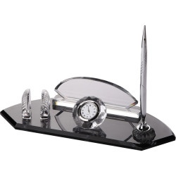 Kristal Masa isimliği